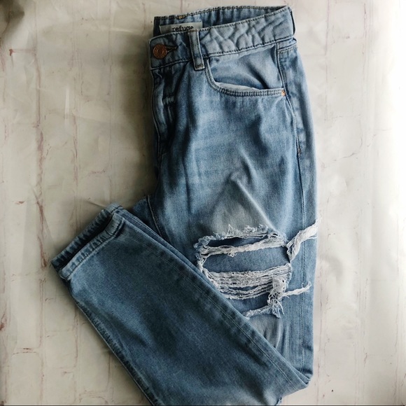 refuge Denim - 💐5/$25!💐Refuge distressed jean short/ankle 2